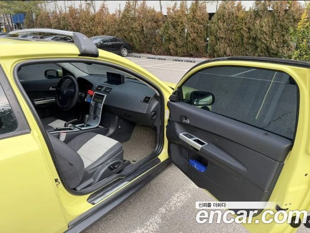 Volvo C30 2012 — photo 9