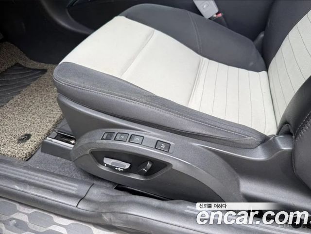 Volvo C30 2012 — photo 15