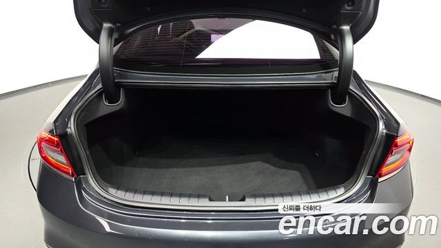 Hyundai Grandeur 2017 — photo 20