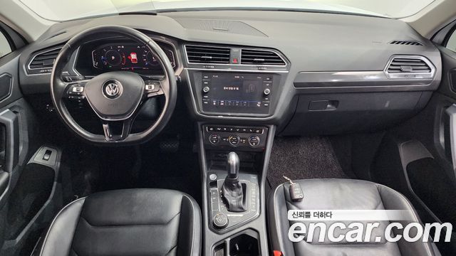 Volkswagen Tiguan 2020 — photo 10