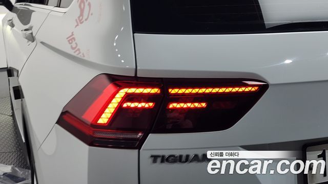 Volkswagen Tiguan 2020 — photo 9