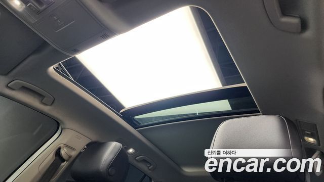 Volkswagen Tiguan 2020 — photo 34