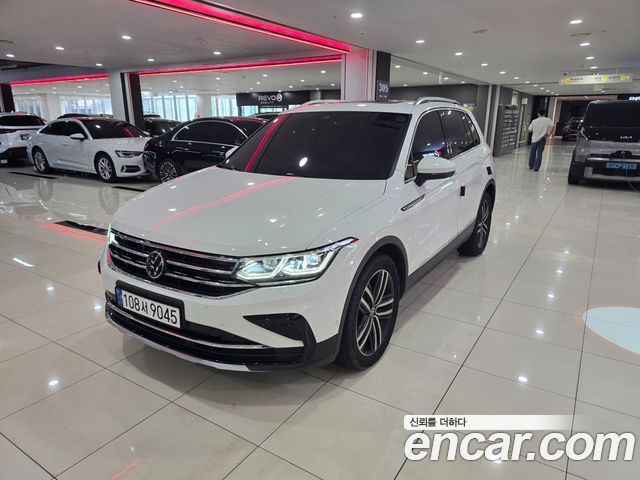 Volkswagen Tiguan 2023 — photo 1