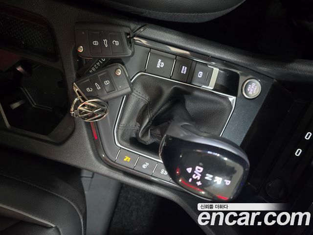 Volkswagen Tiguan 2023 — photo 15