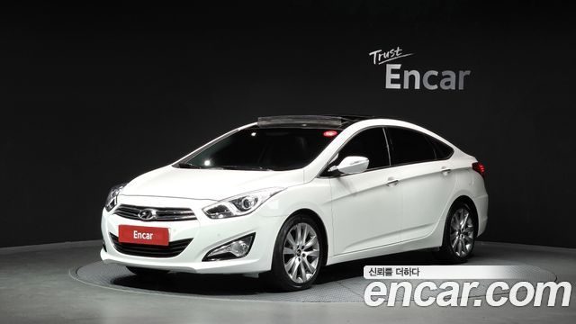 Hyundai i40 2012 — photo 1