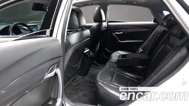 Hyundai i40 2012 — photo 11
