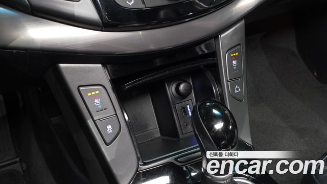 Hyundai i40 2012 — photo 19