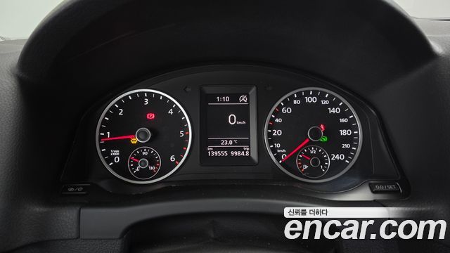 Volkswagen Tiguan 2015 — photo 8