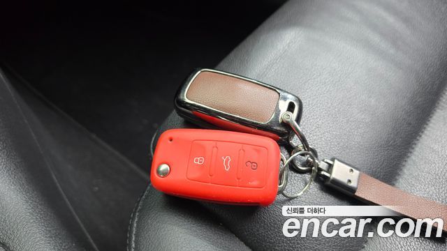 Volkswagen Tiguan 2015 — photo 14