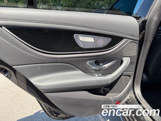 Mercedes-Benz AMG GT 2022 — photo 17