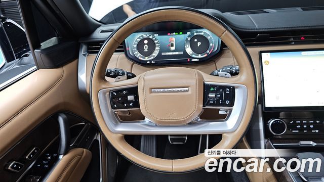 Land Rover Range Rover 2023 — photo 19