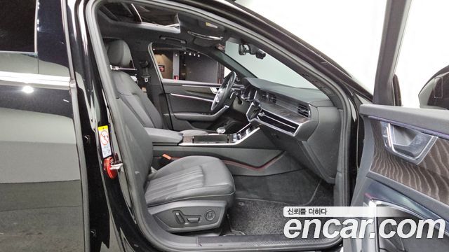 Audi A6 2023 — photo 12