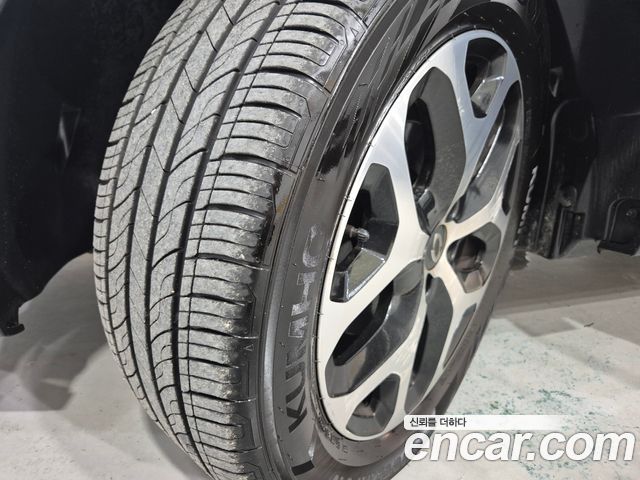 Renault Korea QM3 2018 — photo 17