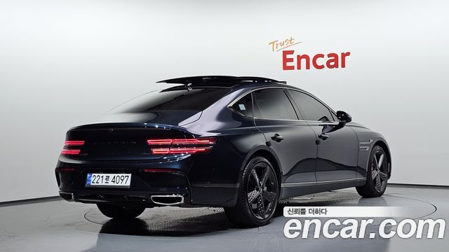 Genesis G80 2022 — photo 2