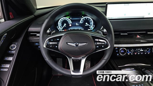 Genesis G80 2022 — photo 18