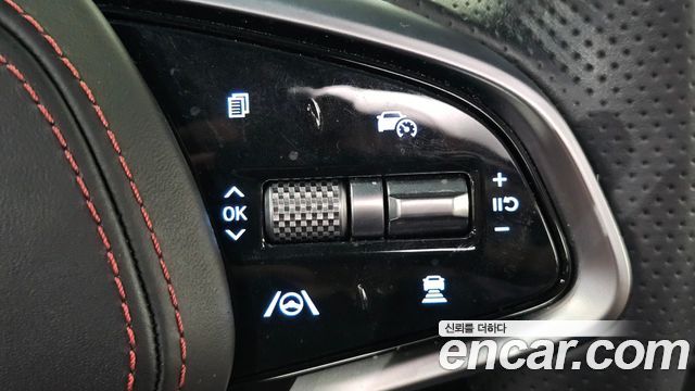 Genesis G80 2022 — photo 23