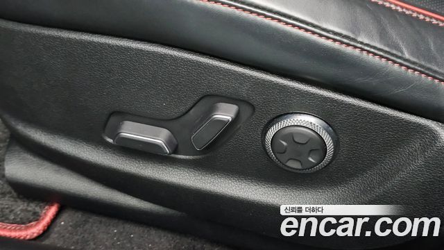 Genesis G80 2022 — photo 26