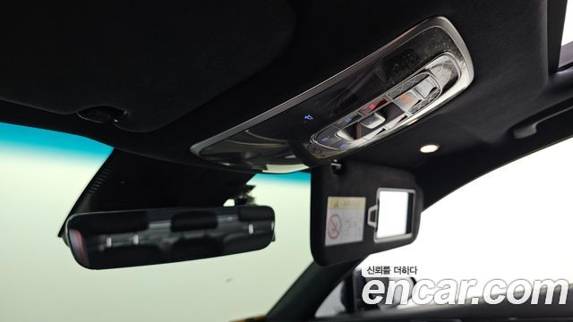 Genesis G80 2022 — photo 30