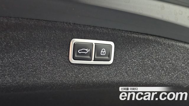 Genesis G80 2022 — photo 35