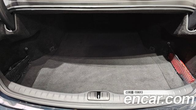 Genesis G80 2022 — photo 36