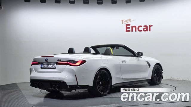 BMW M4 2022 — photo 2