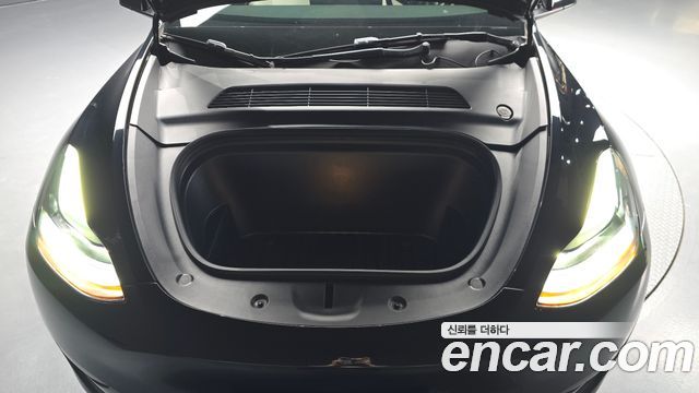 Tesla Model Y 2024 — photo 6