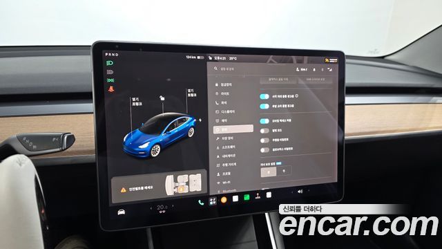 Tesla Model 3 2020 — photo 17