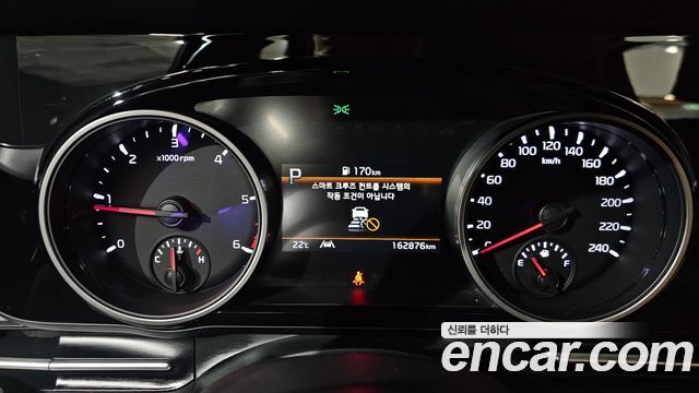 Kia Canival 2021 — photo 11