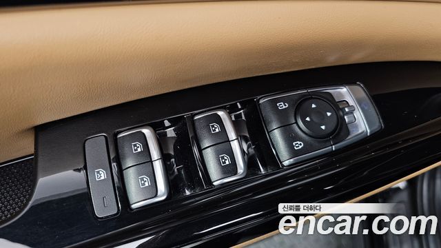Kia Canival 2021 — photo 20