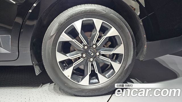 Kia Canival 2021 — photo 7