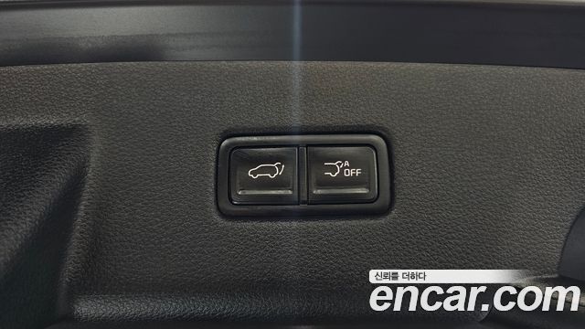 Kia Canival 2021 — photo 35