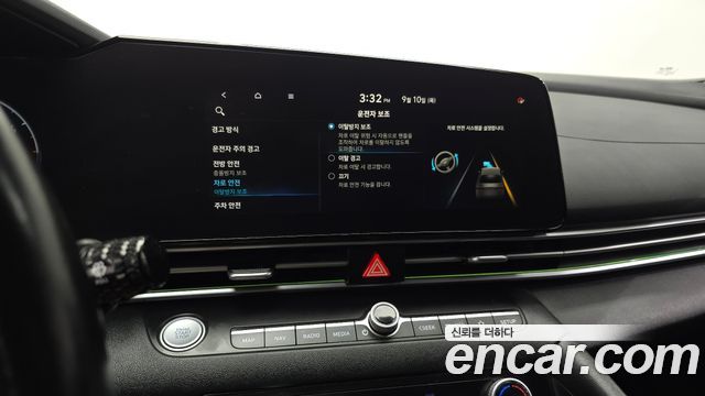 Hyundai AVANTE 2021 — photo 24