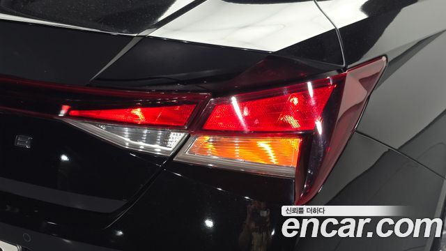 Hyundai AVANTE 2021 — photo 9