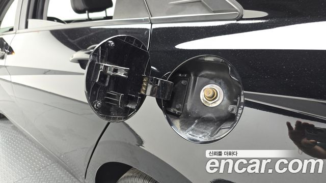 Hyundai AVANTE 2021 — photo 33