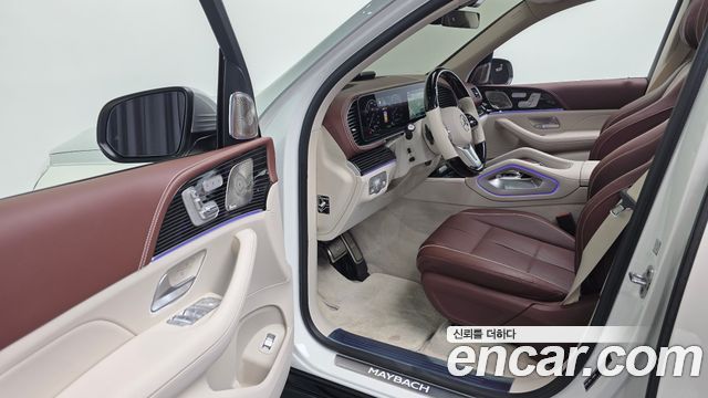 Mercedes-Benz GLS-Class 2023 — photo 13