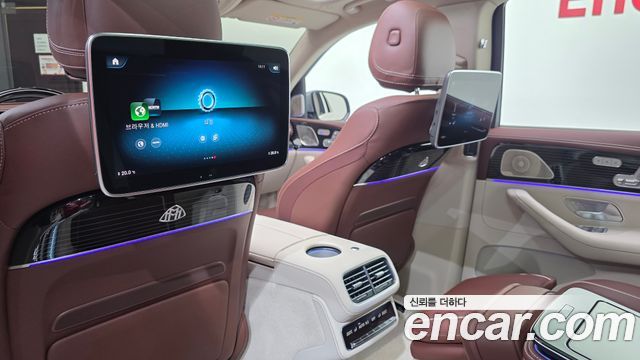 Mercedes-Benz GLS-Class 2023 — photo 18
