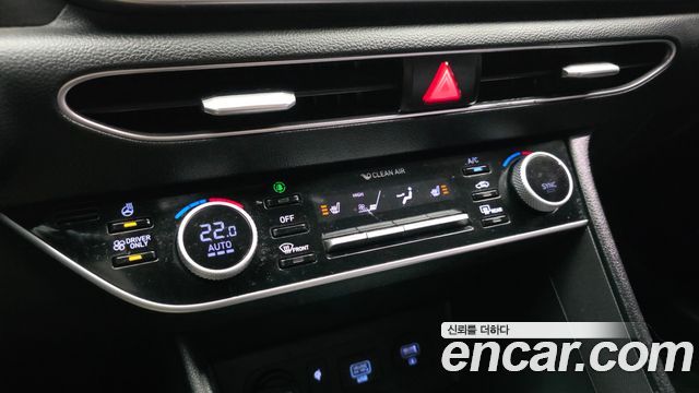 Hyundai Sonata 2022 — photo 23