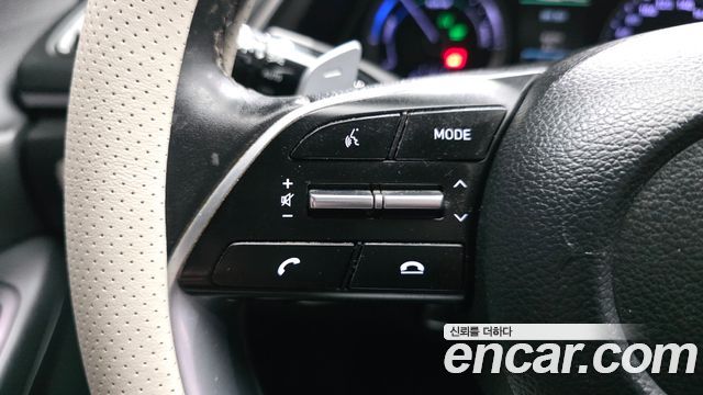 Hyundai Sonata 2022 — photo 30