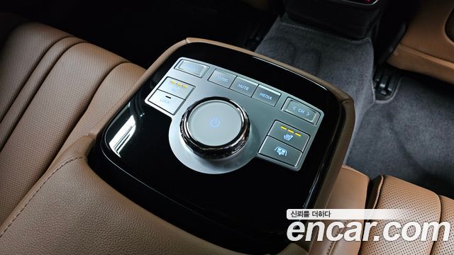 Genesis G80 2024 — photo 32