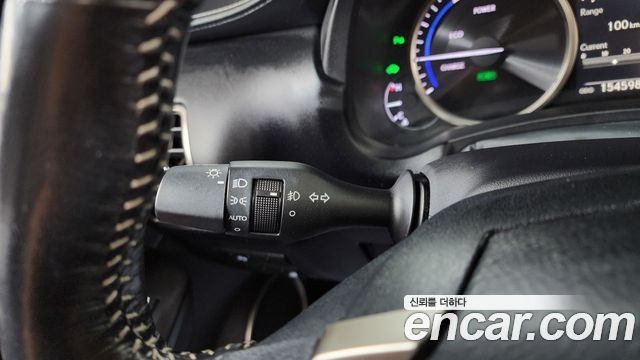 Lexus NX 2016 — photo 18