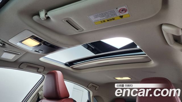 Lexus NX 2016 — photo 19