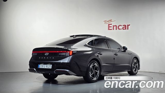 Hyundai Sonata 2025 — photo 2