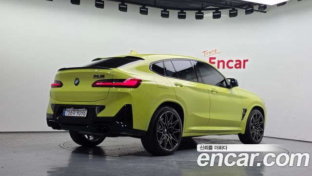 BMW X4M 2022 — photo 2