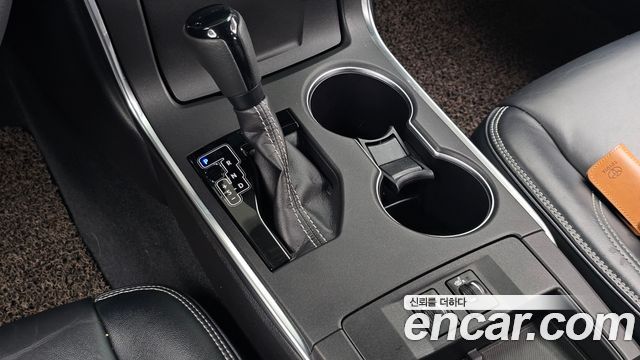 Toyota Camry 2017 — photo 9