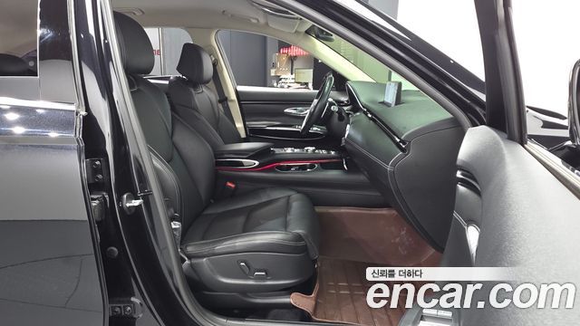 Genesis GV70 2021 — photo 17