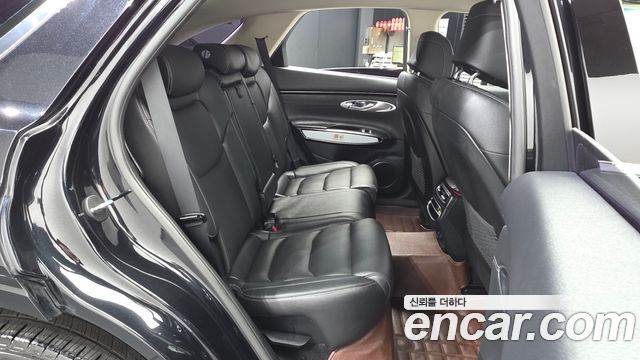 Genesis GV70 2021 — photo 18