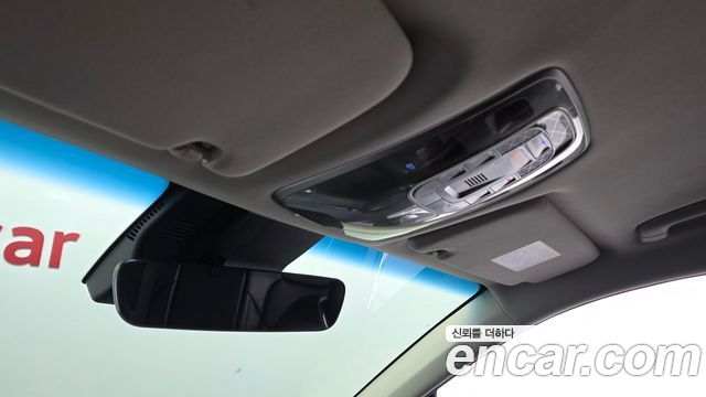 Genesis GV70 2021 — photo 28