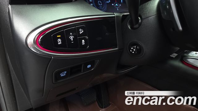 Genesis GV70 2021 — photo 30
