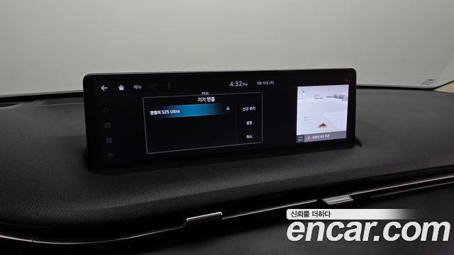Genesis GV70 2021 — photo 36