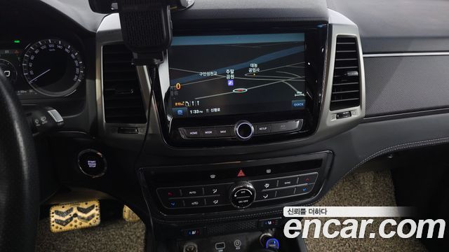 KG Mobility Rexton 2018 — photo 20